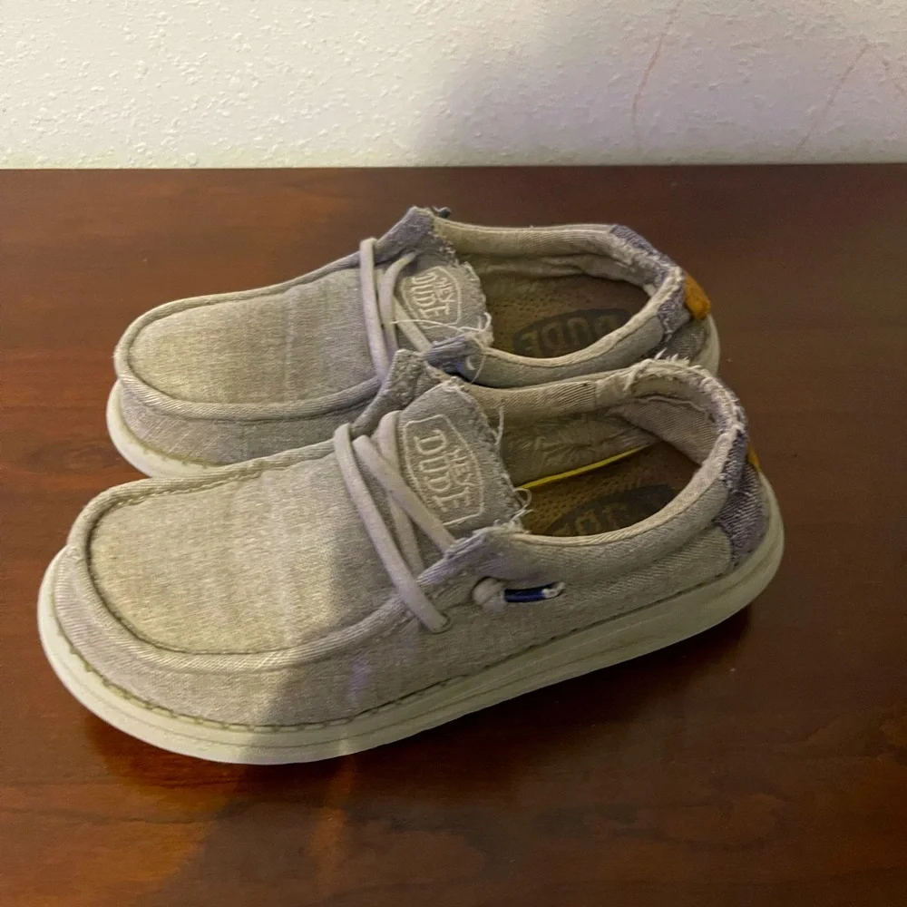 Hey Dude Kids Casual Gray Shoes Used. No box.